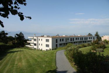 Splendide attique avec vue lac et Alpes à Lutry
