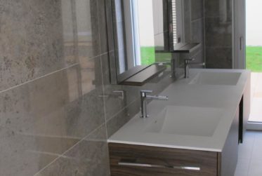 Appartement de 4.5 pièces avec vue plongeante sur le lac et les Alpes