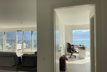 Appartement de 4.5 pièces avec vue plongeante sur le lac et les Alpes
