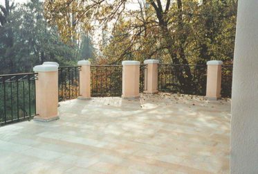 TRES BELLE PROPRIETE 9 PIECES AU PETIT SACONNEX AVEC GRAND JARDIN ET AU CALME