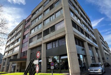 GRAND DEPÔT EN SOUS-SOL A LOUER AU QUARTIER DE L'ETOILE